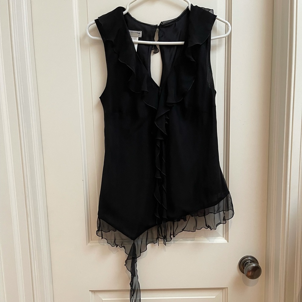 Never worn flattering black fancy top